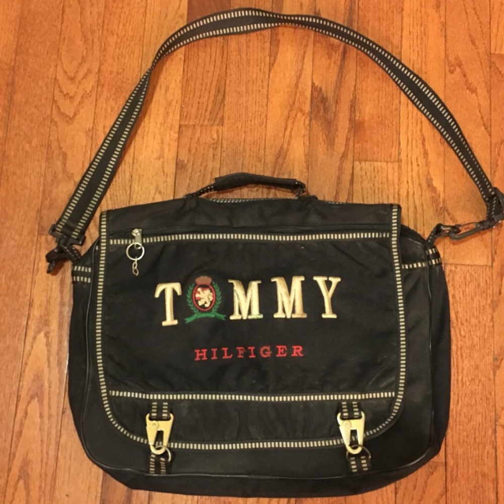 Tommy Hilfiger bag